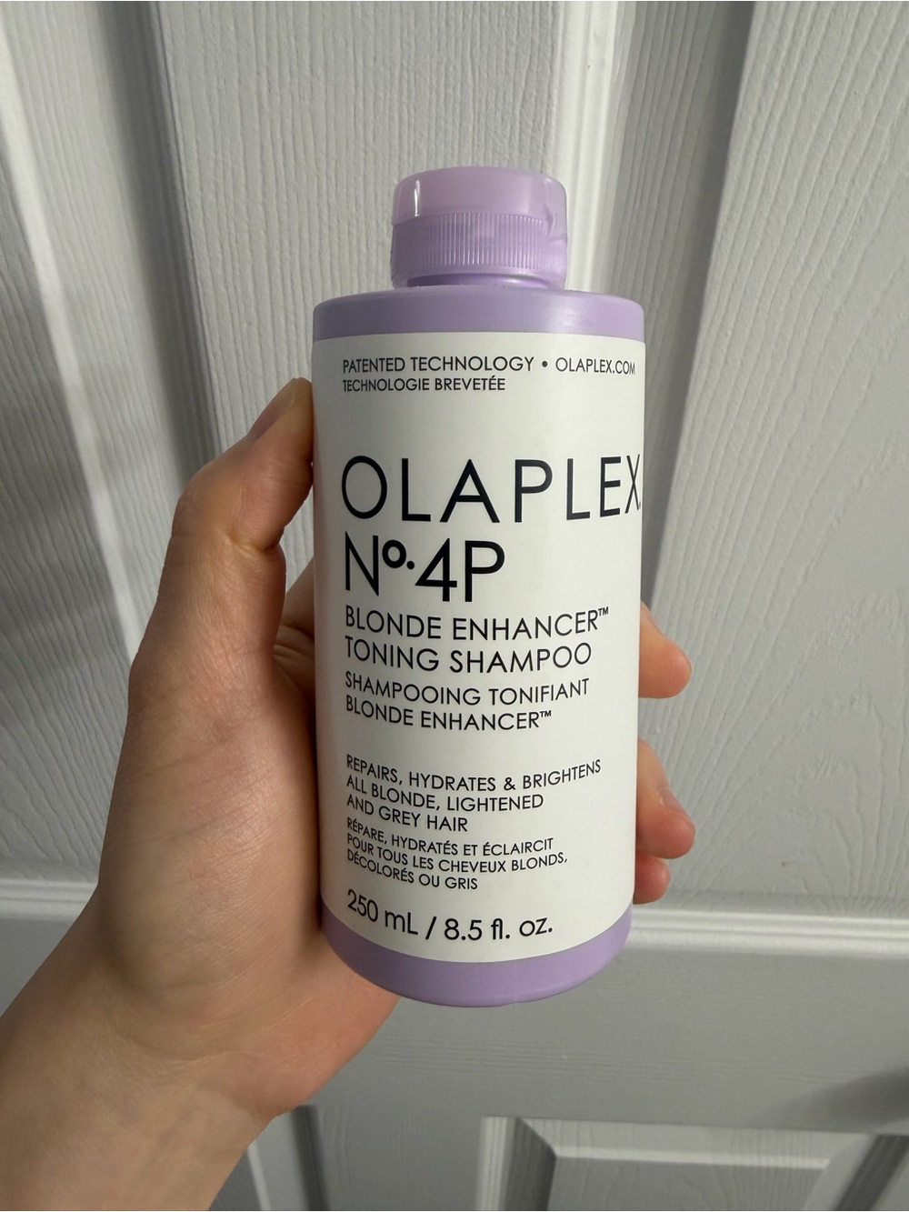Olaplex No.4P Blonde Enhancer Toning Shampoo - Lavender Accents